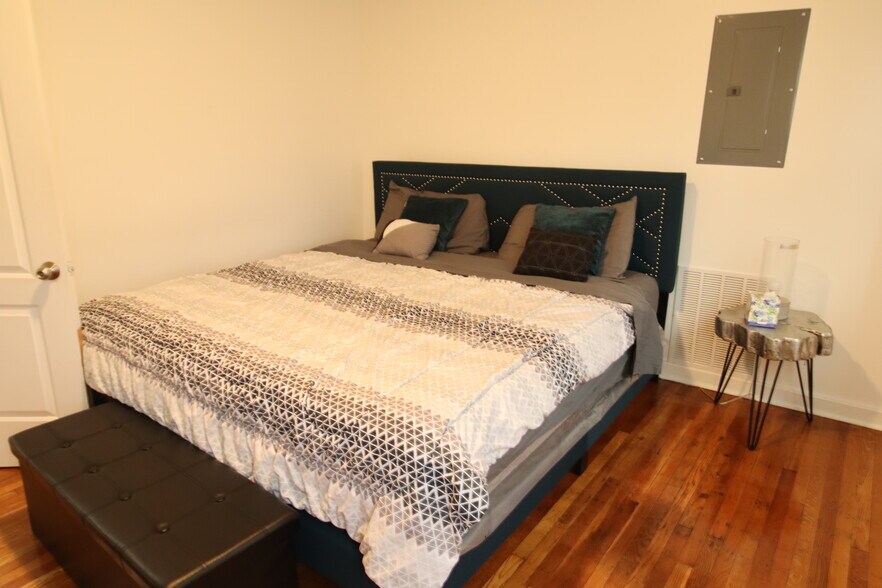 More Photos Of 238-240 South Ave, Rochester Storefront For Sale