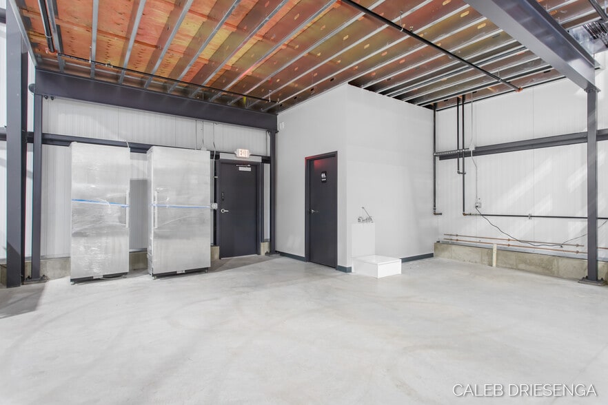 More Photos Of 460 Cleveland Ave, Holland Self Storage For Sale
