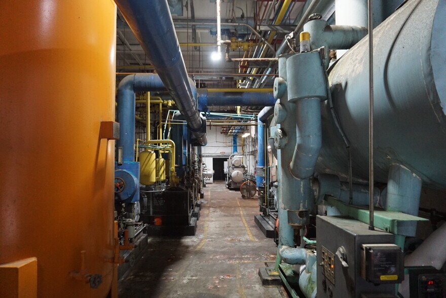 More Photos Of 6960-7000 NW 36th Ave, Miami Refrigeration Cold Storage For Lease