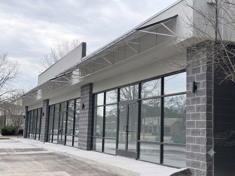 More Photos Of 10806 Stagecoach Rd, Little Rock Storefront For Lease