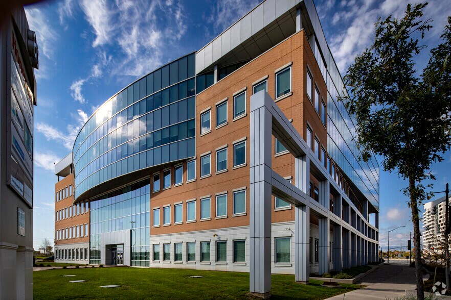 More Photos Of 85 Enterprise Blvd, Markham Office For Sale