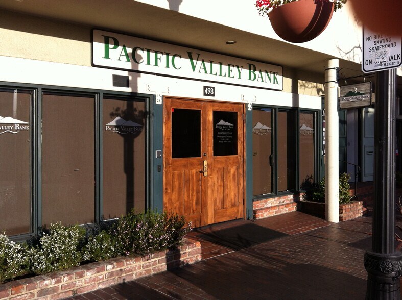 More Photos Of 486 Alvarado St, Monterey Storefront Retail Office For Lease