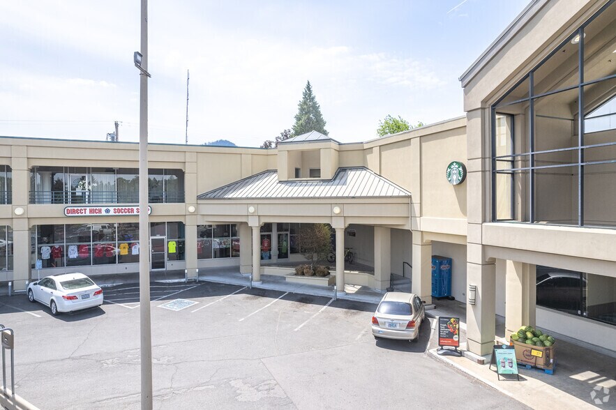 More Photos Of 210-366 E 40th Ave, Eugene Unknown For Lease