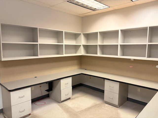 More Photos Of 5918-24 13th Ave, Brooklyn Office For Lease