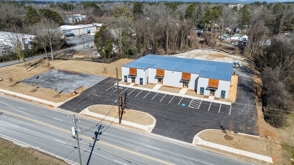 More Photos Of 220 John Davenport Dr NW, Rome Industrial For Lease