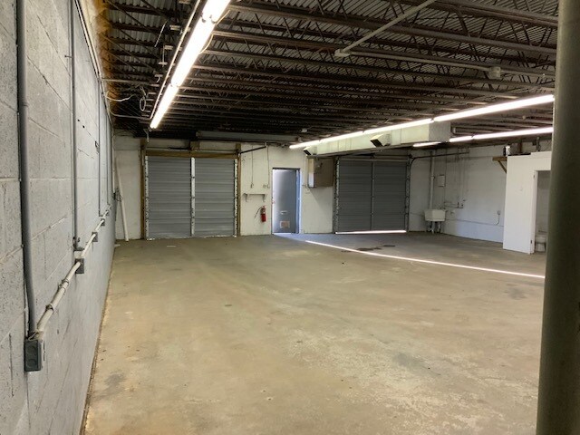 More Photos Of 1633-1639 E Ayre St, Newport Warehouse For Lease
