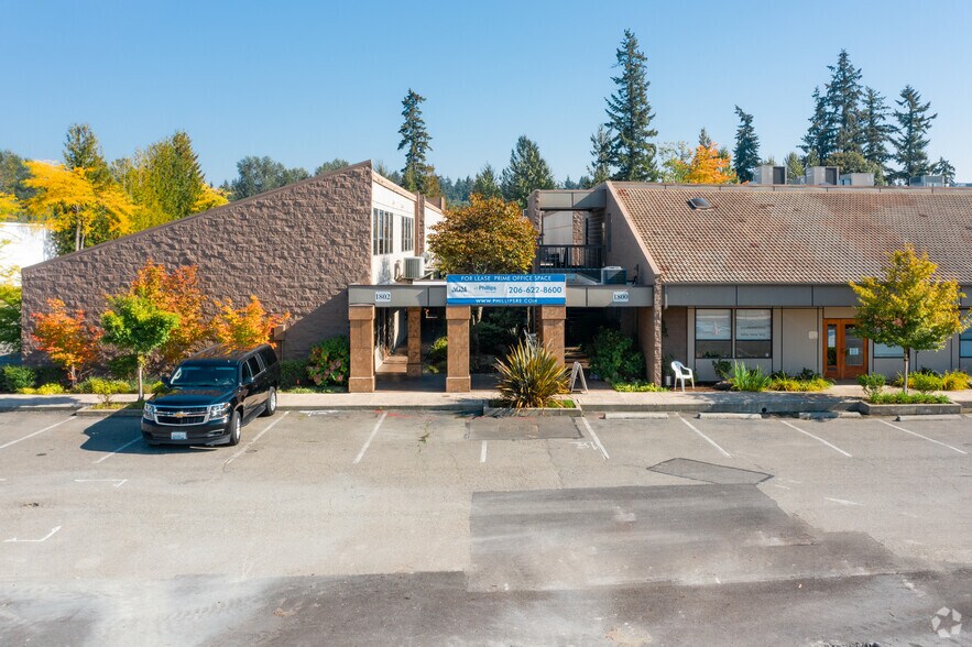More Photos Of 1800-1808 136th Pl NE, Bellevue Office For Lease