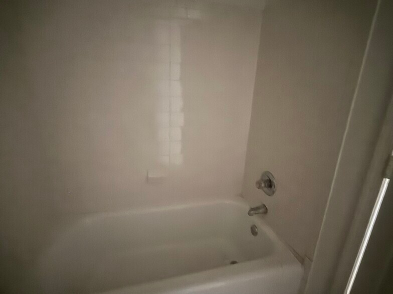 More Photos Of 2801 Jasper St SE, Washington Apartments For Sale