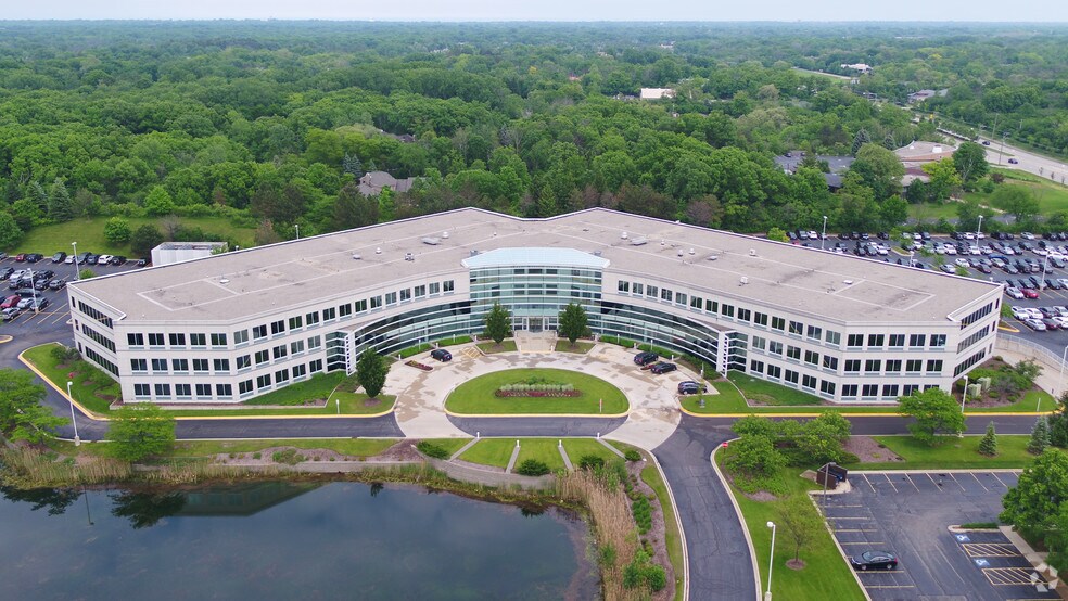 More Photos Of 3000 Lakeside Dr, Bannockburn Office For Lease