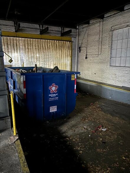 More Photos Of 1014-1054 N Kolmar Ave, Chicago Warehouse For Lease