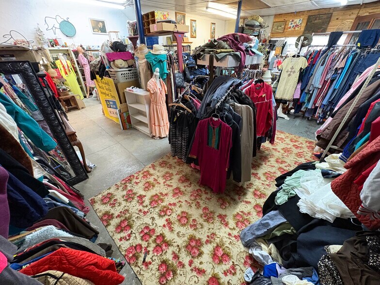 More Photos Of 200 N Monroe St, Williamsport Storefront For Sale