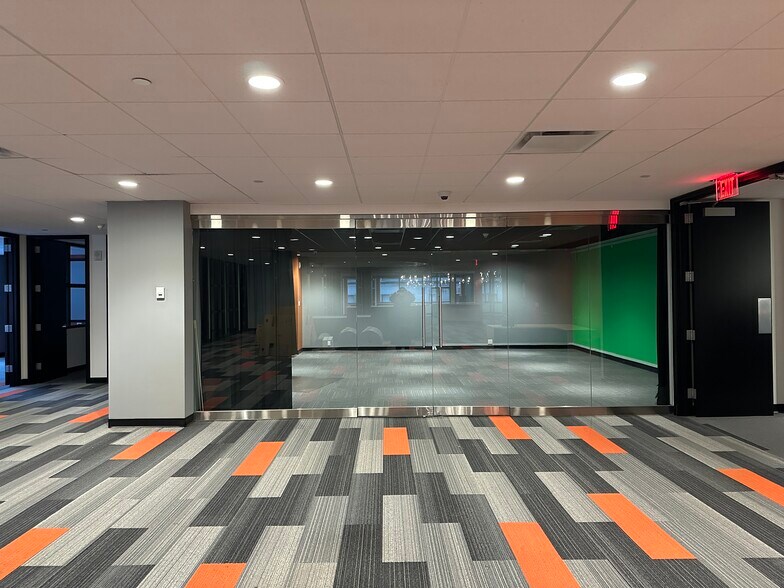 More Photos Of 80 State St, Albany Office For Lease