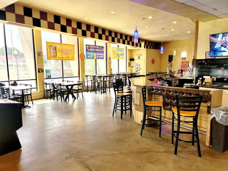 More Photos Of 111 E 3rd St, Hastings Office Residential For Sale