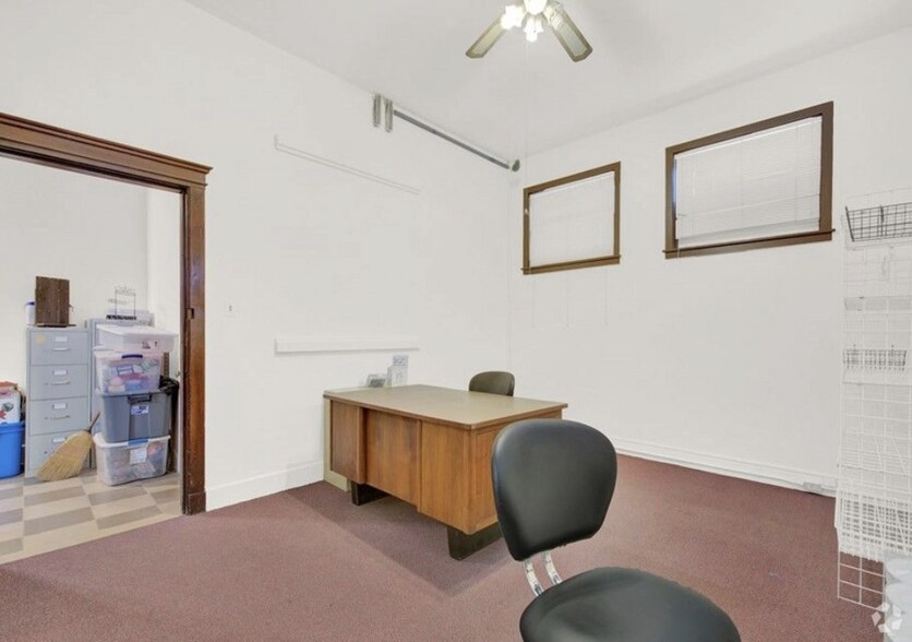 More Photos Of 618 4th St, Corning Office For Sale