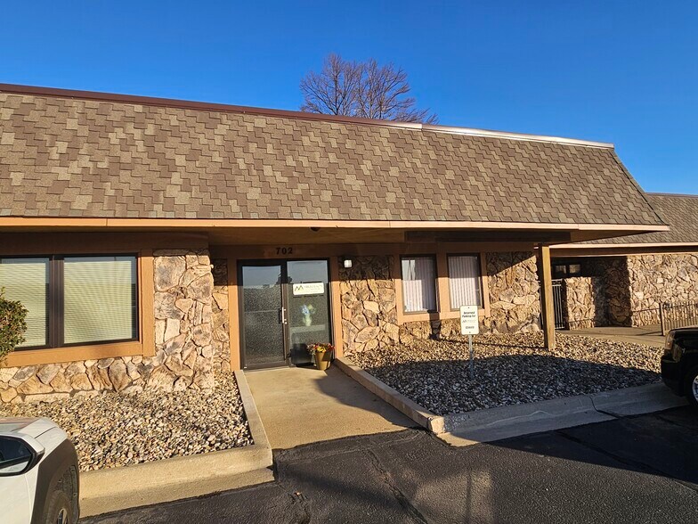 More Photos Of 700 Jackson St, Sioux City Medical For Sale