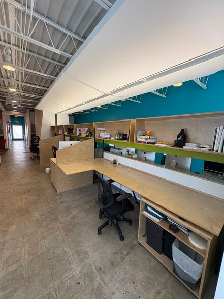 More Photos Of 247 NW 14th St, Atlanta Office For Sale