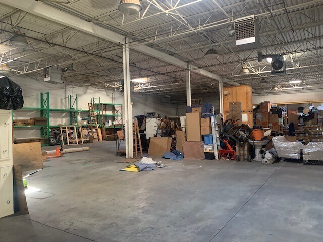 More Photos Of 35315 Beattie Dr, Sterling Heights Manufacturing For Lease