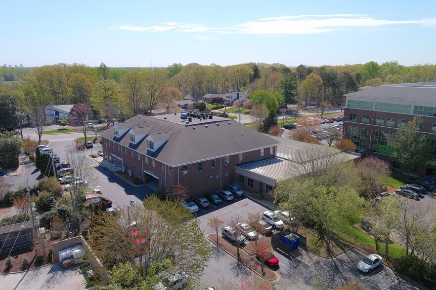 More Photos Of 603 Dolley Madison Rd, Greensboro Medical For Lease