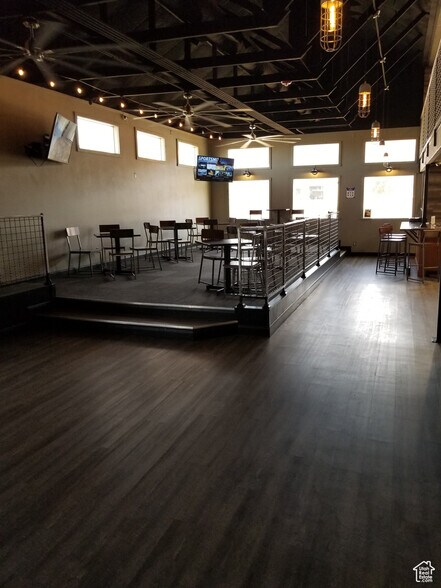More Photos Of 432 N 100 W, Cedar City Restaurant For Sale