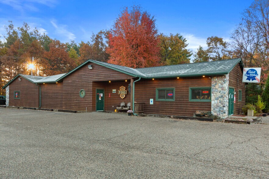 More Photos Of 784 State Highway 73 S, Nekoosa Restaurant For Sale
