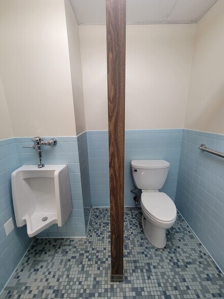 More Photos Of 2726-2708 Lee Hwy, Troutville Freestanding For Lease