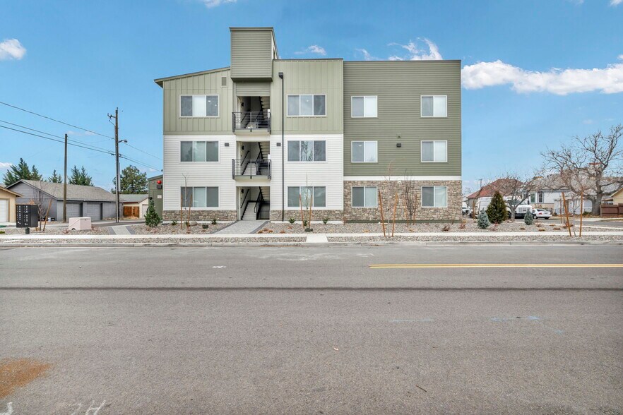 More Photos Of 542 7th St, Sparks Apartments For Sale