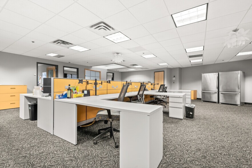 More Photos Of 63 Glover Ave, Norwalk Office For Sale