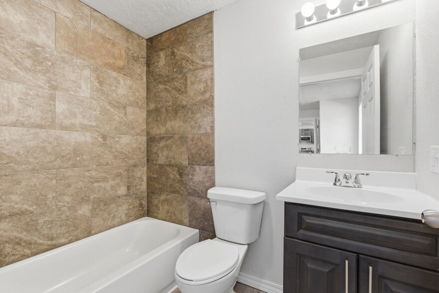 More Photos Of 301 Mount Vernon Blvd, Mount Vernon Apartments For Sale