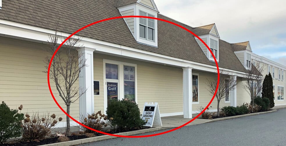 More Photos Of 540 Main St, Hyannis General Retail For Sale