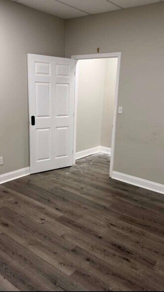 More Photos Of 6113-6121 Oakbrook Pky, Norcross Office For Lease