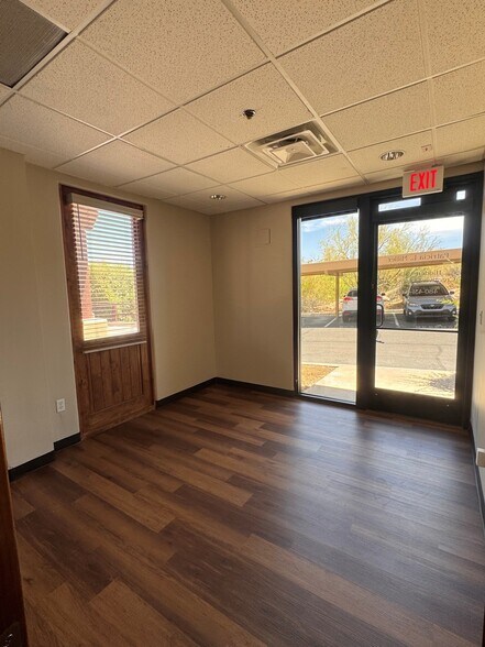 More Photos Of 7202 E Carefree Dr, Carefree Office For Lease