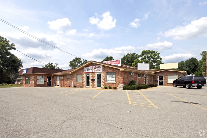 Primary Photo Of 1097-1101 Gravois Rd, Fenton Flex For Lease