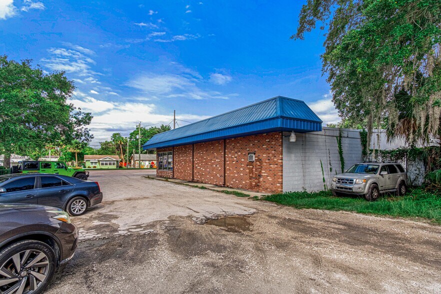 More Photos Of 4651 S Ridgewood Ave, Port Orange Auto Repair For Sale