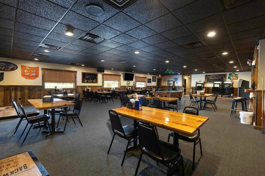 More Photos Of 12201 Albee Rd, Burt Restaurant For Sale