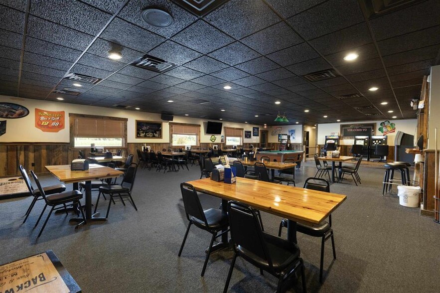 More Photos Of 12201 Albee Rd, Burt Restaurant For Sale