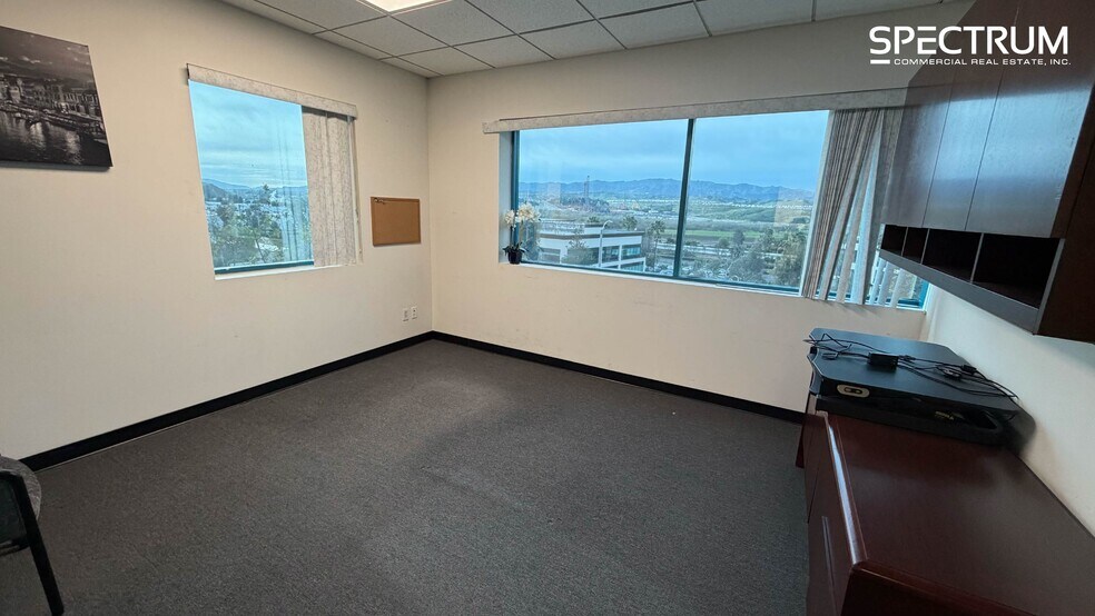 More Photos Of 28486 Westinghouse Pl, Valencia Warehouse For Lease