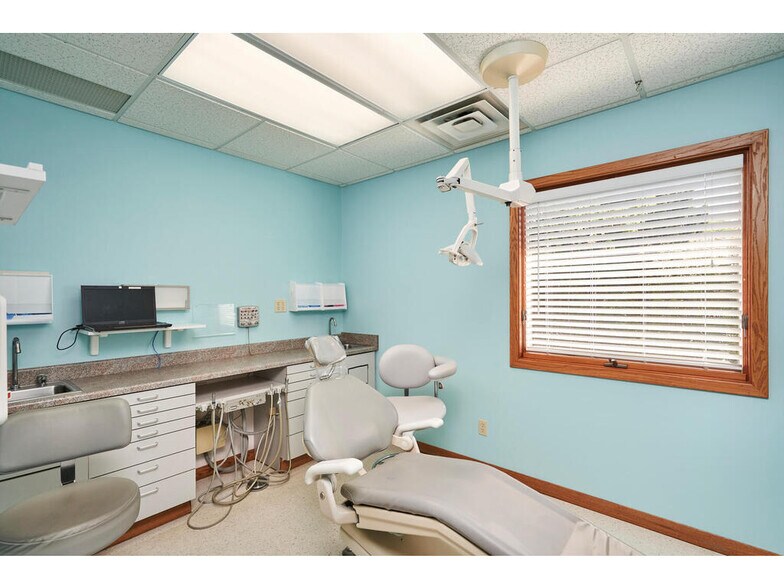 More Photos Of 727 Graham Rd, Cuyahoga Falls Medical For Sale