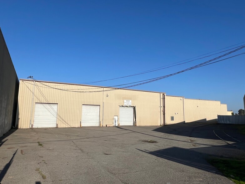 Primary Photo Of 1250 Van Dyke Ave, San Francisco Distribution For Sale