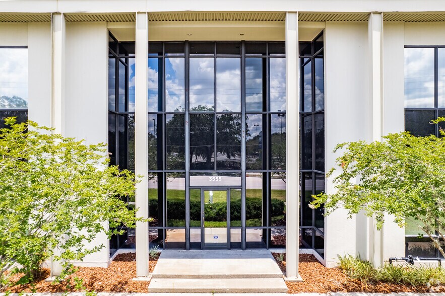 More Photos Of 3191 Maguire Blvd, Orlando Unknown For Lease