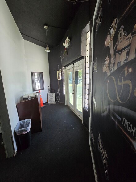 More Photos Of 6045-6051 SW 8th St, Miami Storefront Retail Residential For Lease