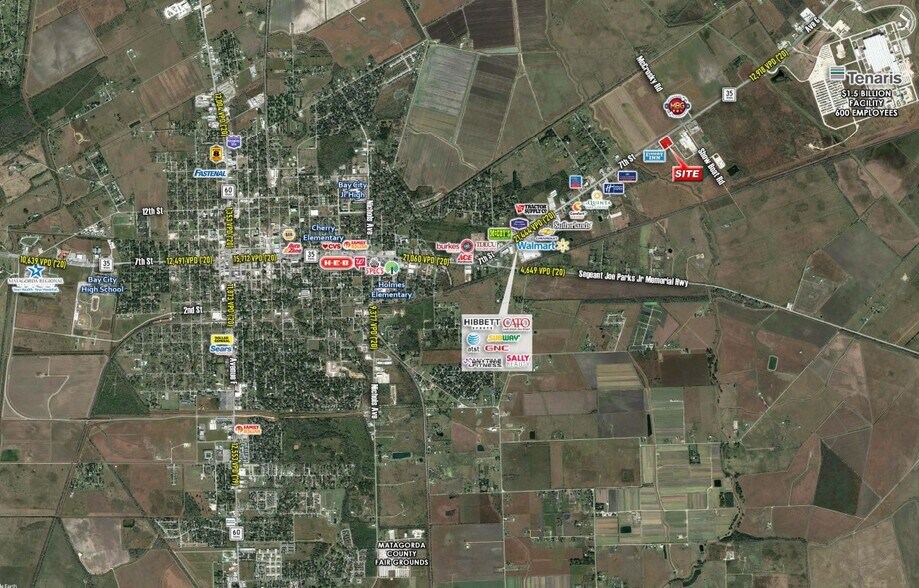 More Photos Of 6500 7th St, Bay City Storefront Retail Office For Lease