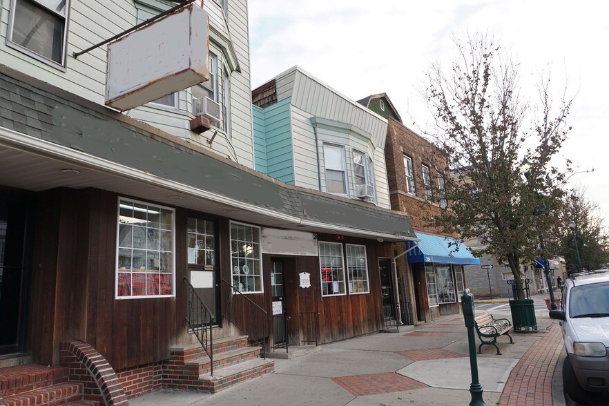 Primary Photo Of 208-212 Kearny Ave, Kearny Restaurant For Lease