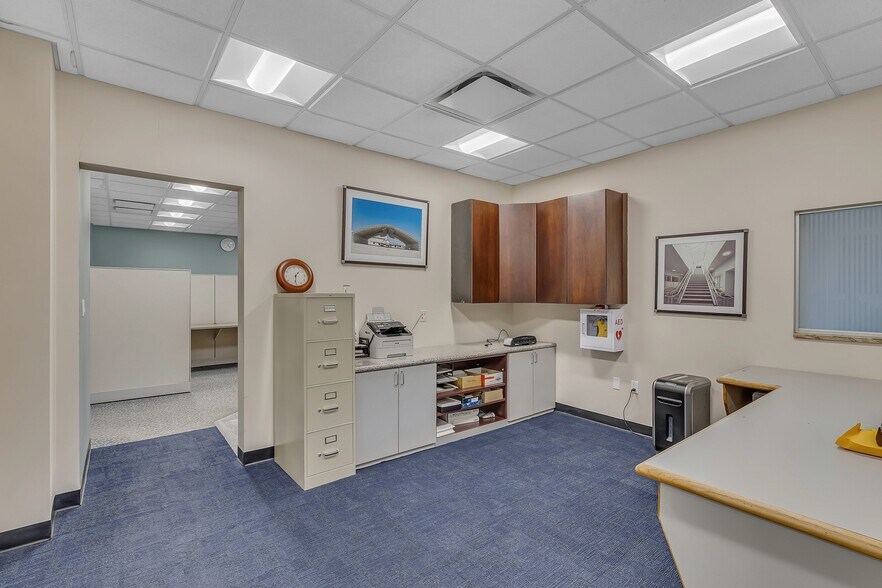 More Photos Of 22 Colt Ct, Ronkonkoma Warehouse For Sale