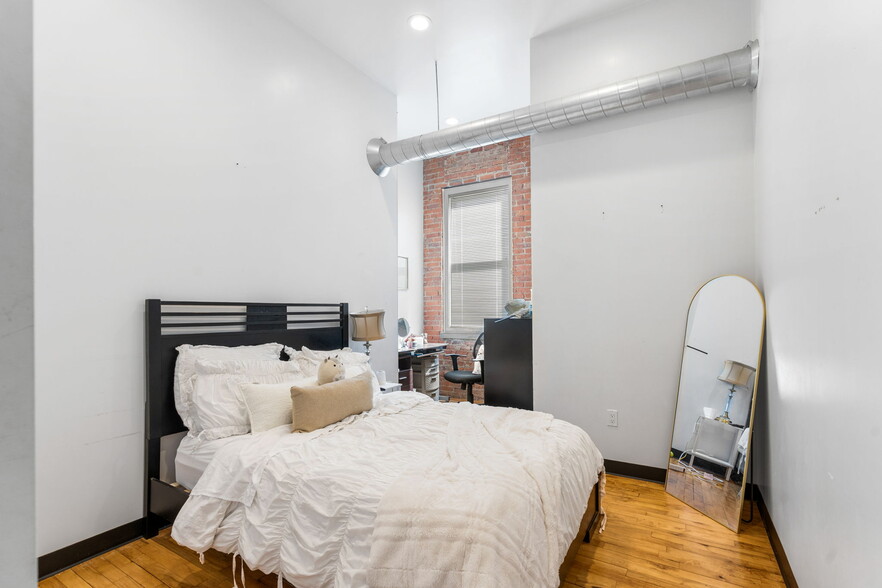 More Photos Of 123 Court St, Binghamton Apartments For Sale