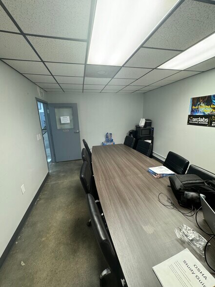 More Photos Of 3185 Industry Dr, Charleston Office For Sale