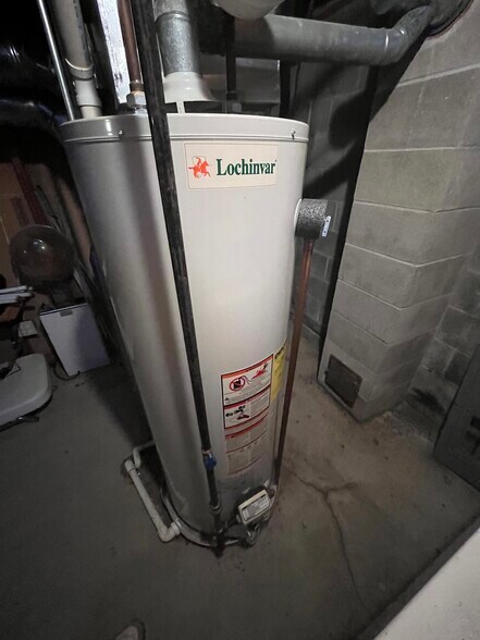 More Photos Of 9 Herrick Aly, Monroeville Freestanding For Sale