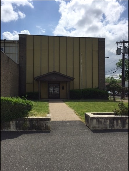 More Photos Of 1420 Crestmont Ave, Camden Manufacturing For Sale