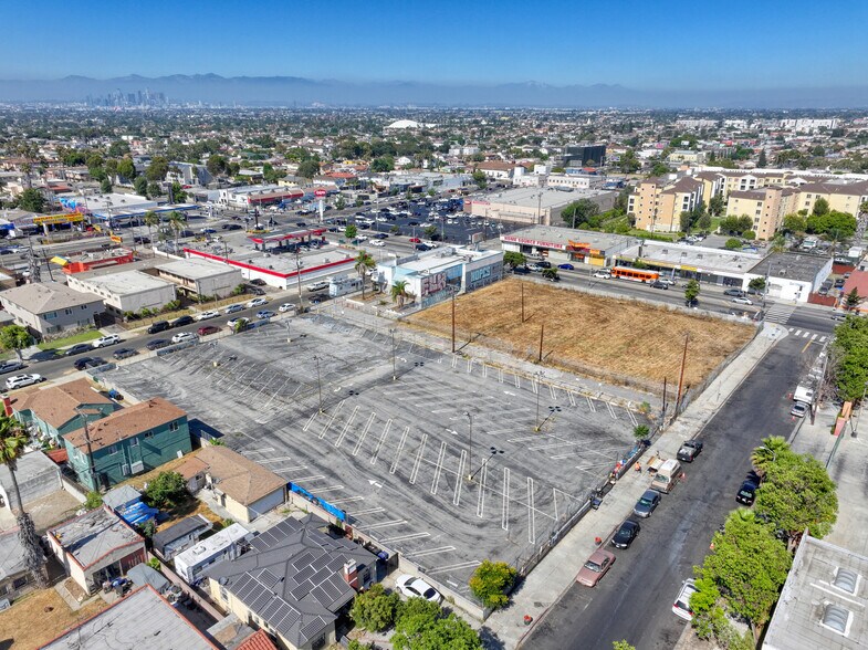 More Photos Of 8701 S Western Ave, Los Angeles Storefront For Sale