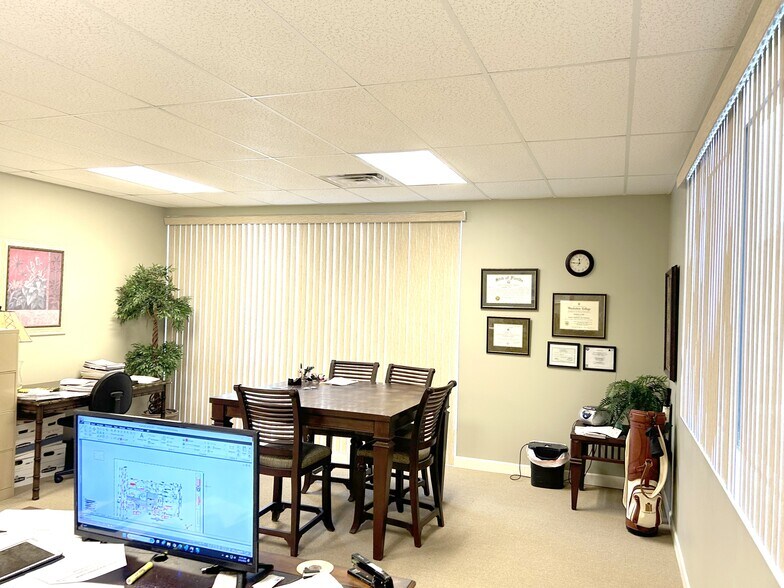 More Photos Of 540 NW University, Port Saint Lucie Office Residential For Sale