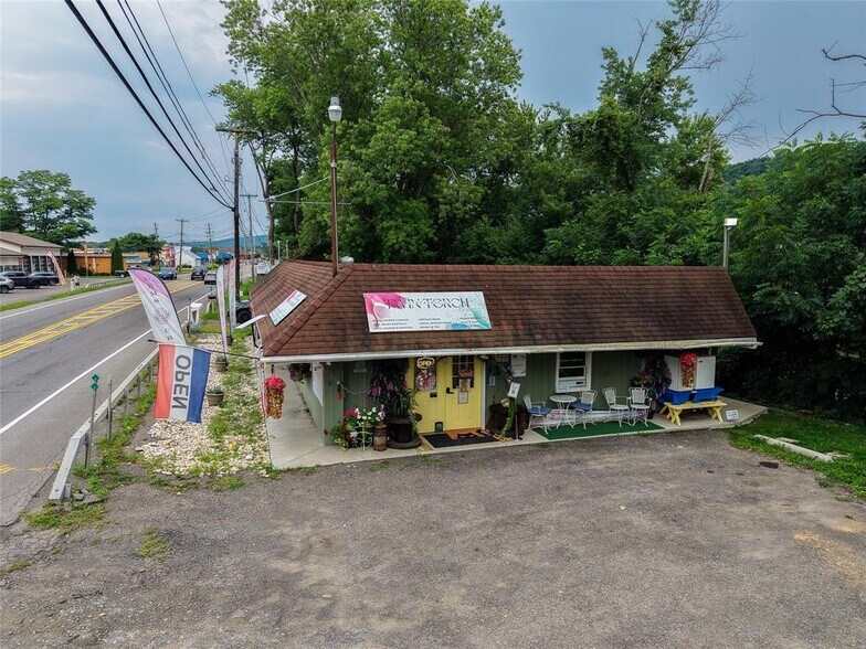 More Photos Of 690 State Route 17C, Owego General Retail For Sale